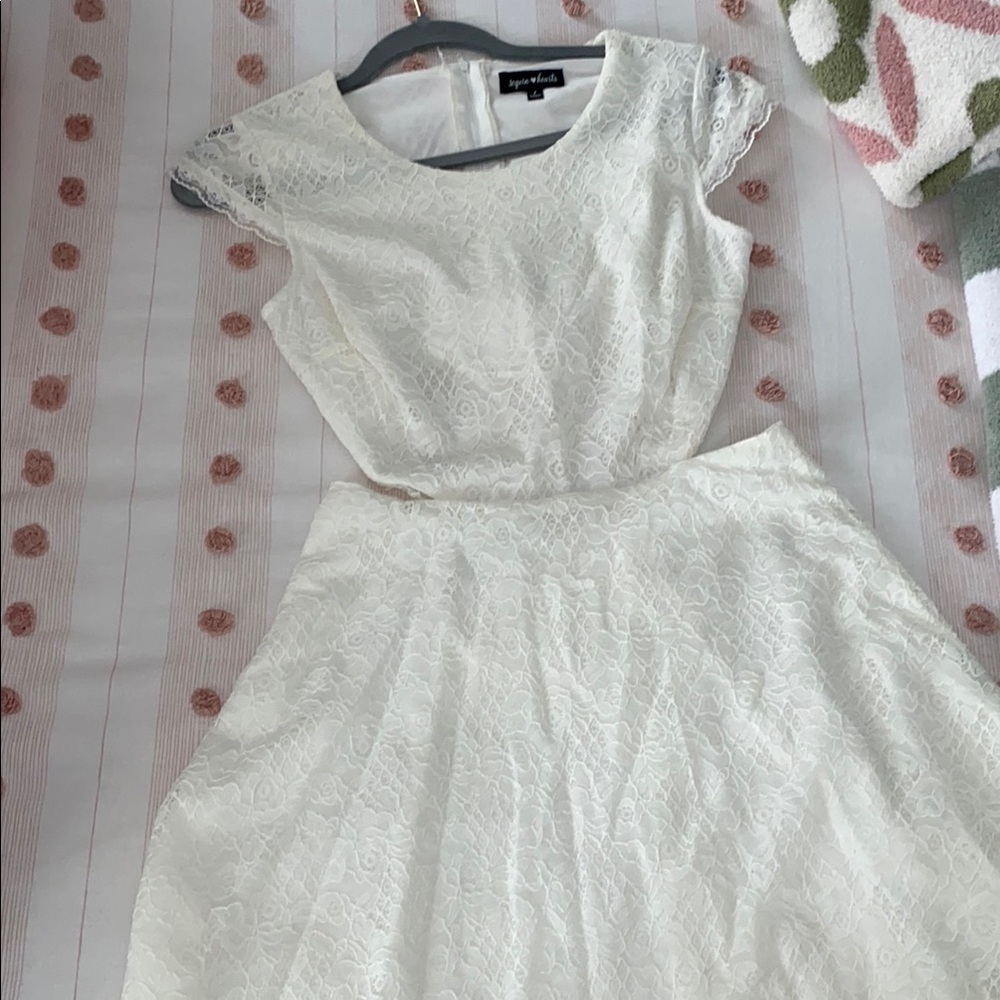 Elegant White Lace Dress